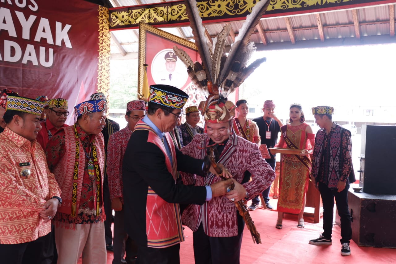 Resmi dilantik, DAD Kabupaten Sekadau Harap Dayak Makin Bersatu, Bermartabat dan Jaya
