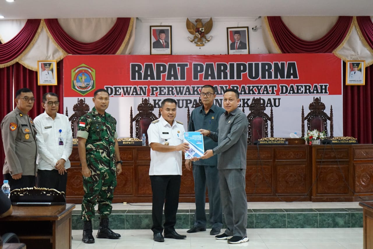 Bupati Aron Sampaikan Ranwal RPJMD 2025-2029 ke Lembaga DPRD Sekadau